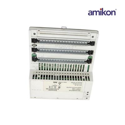 Adaptador de comunicación Schneider 170INT11000 Modicon Momentum Interbus